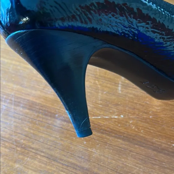 Tory Burch Caroline Pumps, size 9M - Picture 9 of 10